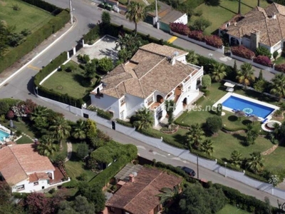 Villa independiente en venta en Guadalmina Alta, Marbella