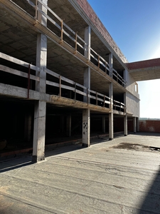 ACTIVO BANCARIO: Edificio en Construcción a la Venta con 56 pisos en SAN MIGUEL DE SALINAS Venta San Miguel de Salinas