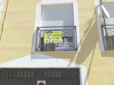 Casa adosada en venta en Piscina
