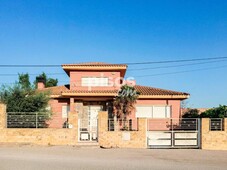 Casa unifamiliar en venta en Carrer d'Ausiàs March en Alcarràs por 340.000 €