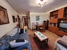 Urbis te ofrece un apartamento de planta baja en venta en zona Capuchinos, Salamanca.