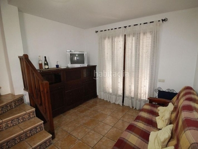 Alquiler casa adosada con 3 habitaciones con parking, calefacción, aire acondicionado y vistas al mar en Torredembarra
