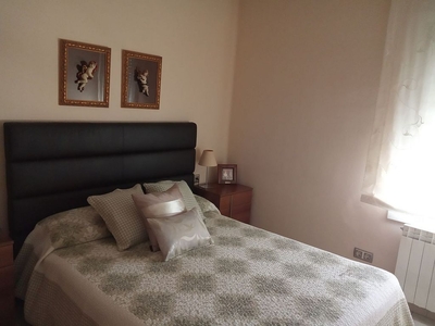 Alquiler de piso en Pardinyes - Riu Segre - Mitjana de 2 habitaciones con muebles y balcón