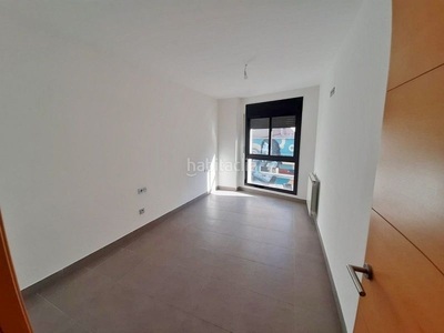 Alquiler piso alquiler de 2 habitaciones con trastero y parking en centro en Sabadell