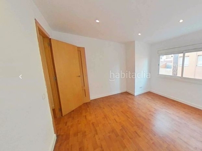 Alquiler piso con 2 habitaciones en Creu Alta Sabadell