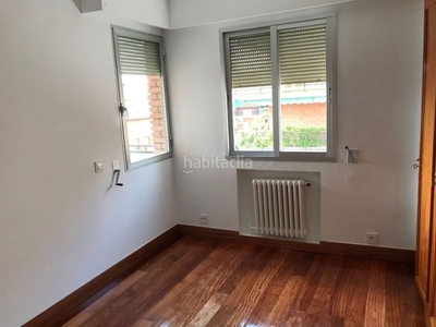 Alquiler piso con 4 habitaciones con ascensor, calefacción y aire acondicionado en Alcalá de Henares