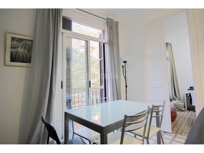 Alquiler piso de 101 m² en el clot, con 4 habitaciones, 2 baños, cocina equipada, balcon, amueblado. en Barcelona