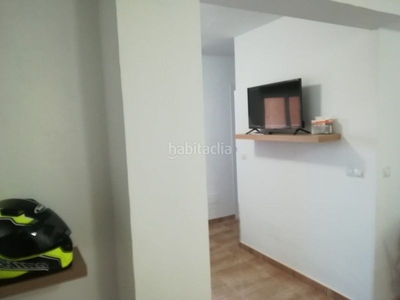 Alquiler piso se alquila piso amueblado de 3 dormitorio (avenida pintor portela) en Cartagena