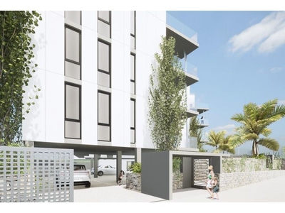 Apartamento planta primera de 3 dormitorios a 5 minutos de Fuengirola centro y la playa