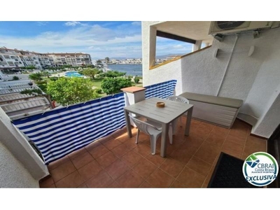 Apartamento reformado con vistas al canal - Sector Sant Maurici