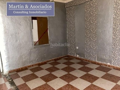 Casa en joaquin sorolla 52 casa con 4 habitaciones en Sevilla