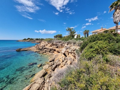 Casa exclusiva, casa en l'ametlla de mar con vistas al mar a primera linea y piscina en Ametlla de Mar (L´)