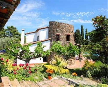 Casa masia catalana en venta en Centre Sant Pol de Mar