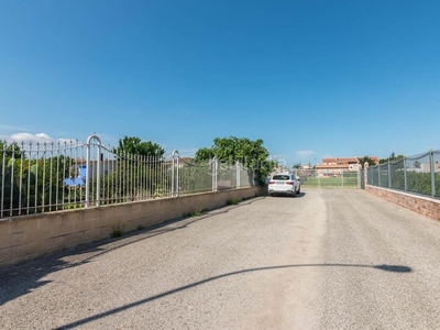 Casa parcela con vivienda cerca en Puente Tocinos Murcia