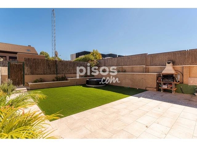 Casa pareada en venta en Calle Pino Salgareño