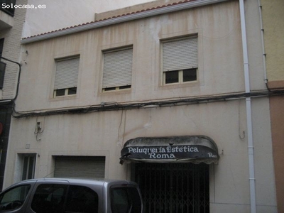 Casa unifamiliar junto a las Acacias.