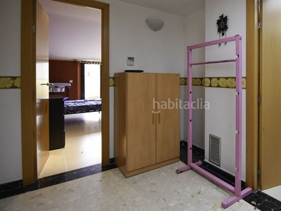 Dúplex con 3 habitaciones con ascensor, parking y calefacción en Bisbal d´Empordà (La)