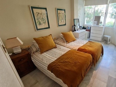 Dúplex con 3 habitaciones con parking en Nagüeles Alto Marbella
