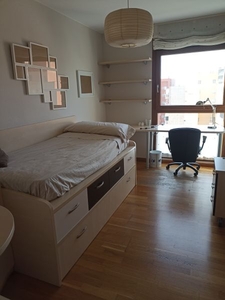 Habitaciones en Vía Universitas, Zaragoza Capital por 400€ al mes