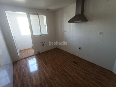 Piso 3 habitaciones en zona samaniego en Alcantarilla