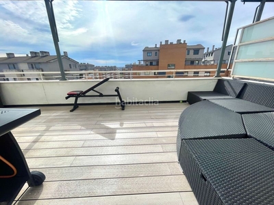 Piso con 3 habitaciones con ascensor, parking, piscina y aire acondicionado en Alcorcón