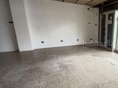 Piso en carrer de rocafonda 19 piso con 3 habitaciones en Mataró