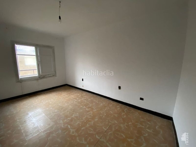 Piso en venta en calle raval de sant jaume, , barcelona en Calaf