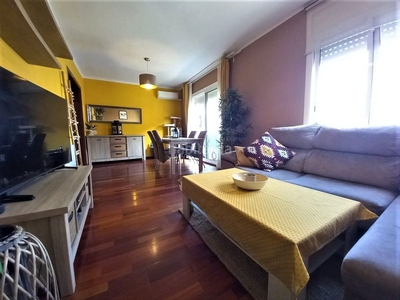 Piso moderno piso en carrer balmes con 2 habitaciones con calefacción y aire acondicionado en Llinars del Vallès