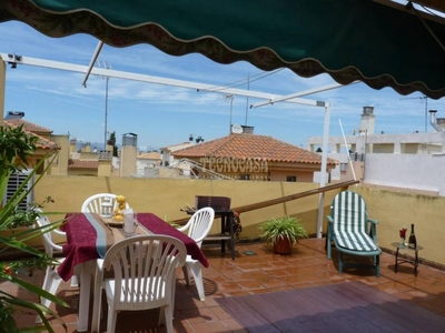 Venta Casa adosada Armilla. Plaza de aparcamiento con terraza 124 m²