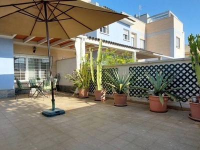 Venta Casa adosada Pilar de la Horadada. Con terraza 106 m²