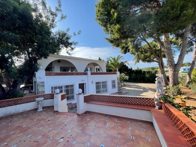 Venta Casa unifamiliar Calp. Con terraza 230 m²