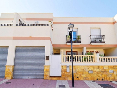 Venta Casa unifamiliar Dalías. Con terraza 153 m²