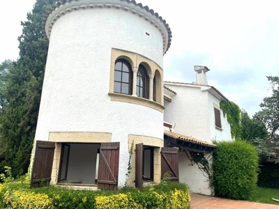 Venta Casa unifamiliar en Av De La Costa Brava Santa Cristina d'Aro. Buen estado con terraza 176 m²