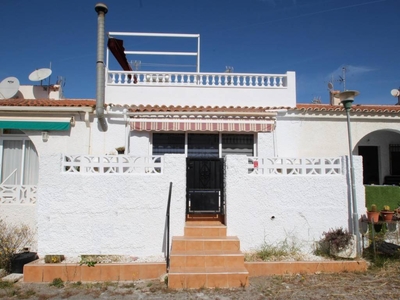 Venta Casa unifamiliar en Avenida de El Ronquillo Torrevieja. Con terraza 85 m²