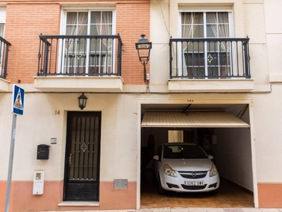 Venta Casa unifamiliar en Calle Cotobro Salobreña. Con terraza 139 m²