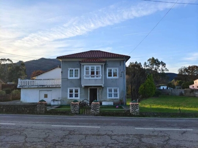 Venta Casa unifamiliar en Calle Villasevil Santiurde de Toranzo. Buen estado 416 m²