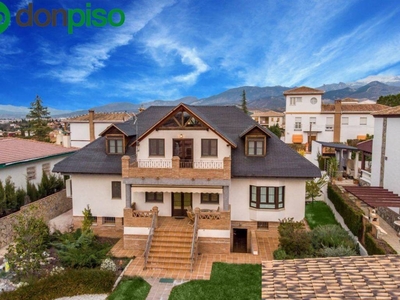 Venta Casa unifamiliar en Comares Villa de Otura. Con terraza 478 m²