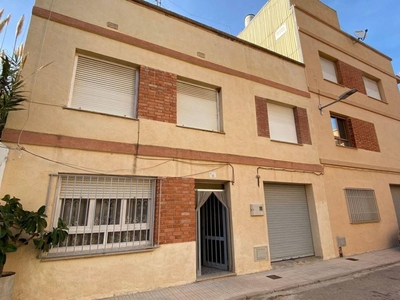 Venta Casa unifamiliar en Gabriel Sole 13 Alcalà de Xivert-Alcossebre. Buen estado plaza de aparcamiento calefacción individual 160 m²