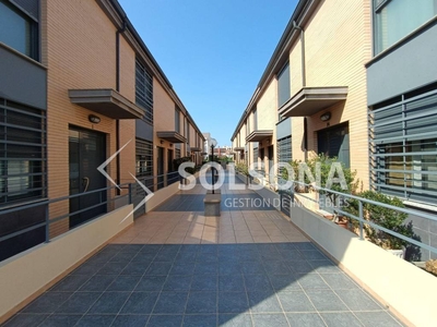 Venta Casa unifamiliar en Lledoner Almassora. Con terraza 232 m²