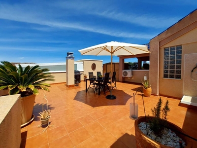 Venta Casa unifamiliar en Polonia Santa Pola. Con terraza 85 m²