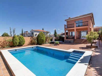 Venta Casa unifamiliar Monachil. Con terraza 255 m²