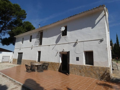 Venta Casa unifamiliar Monforte del Cid. Buen estado con terraza 450 m²