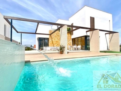 Venta Casa unifamiliar Orihuela. Con terraza 196 m²