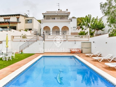Venta Casa unifamiliar Sant Pere de Ribes. Con terraza 187 m²