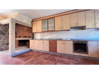 Venta Casa unifamiliar Santiago de Compostela. Buen estado 196 m²