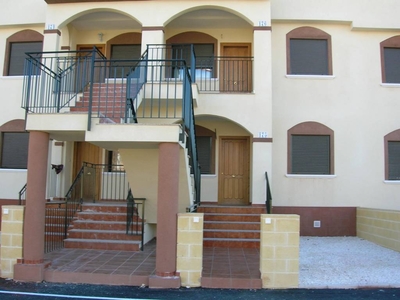 Venta Casa unifamiliar en Calle Aguas Nuevas Torrevieja. Con terraza 48 m²