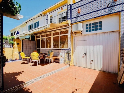 Venta Chalet Torrevieja. 160 m²