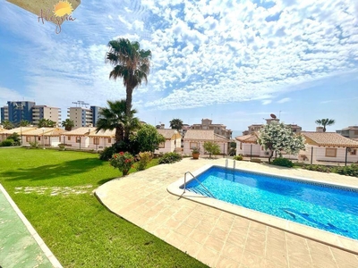 Venta Chalet Torrevieja. 65 m²