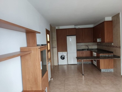 Venta de piso en avenida Coruña de 2 habitaciones con garaje y calefacción