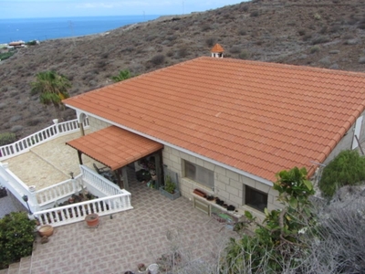 Casa en venta en Playa de la Arena, Santiago del Teide, Tenerife